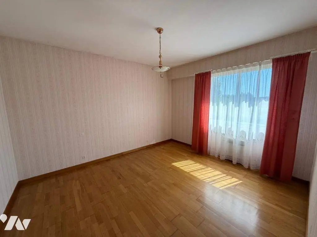 Maison à louer, 6m², Brécé