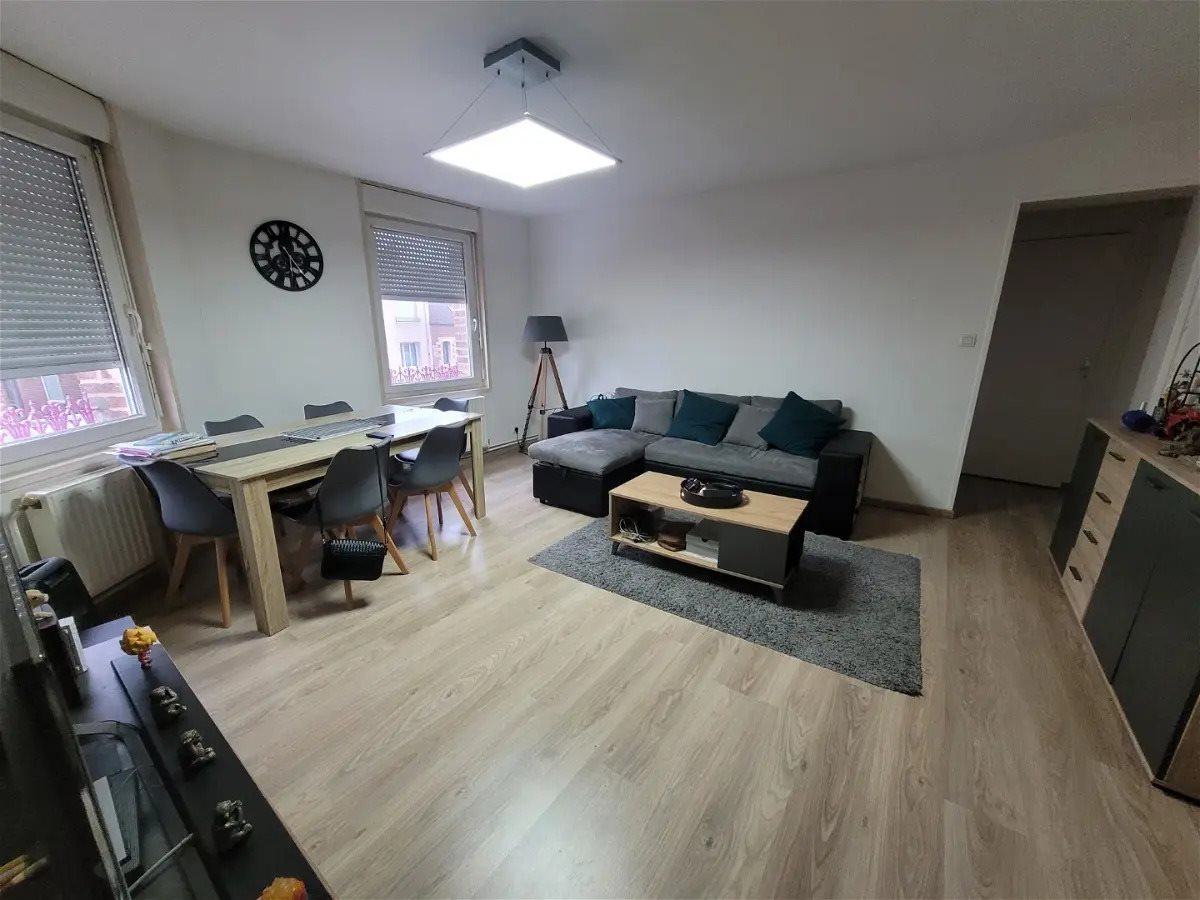 Appartement à louer, 59m², Maing