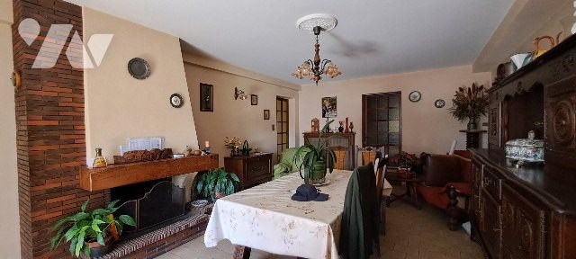 Maison à vendre, 150m², Saint-Georges-Montcocq