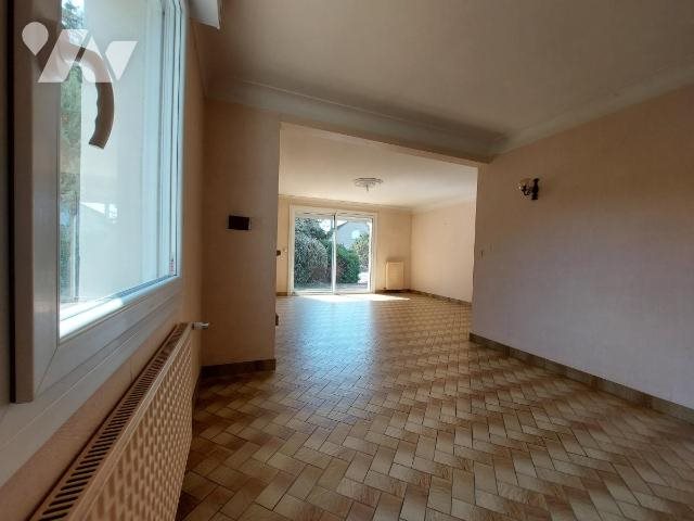 Maison à vendre, 106m², La Vicomté-sur-Rance