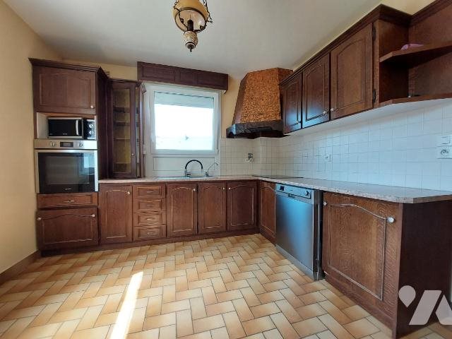 Maison à vendre, 106m², La Vicomté-sur-Rance