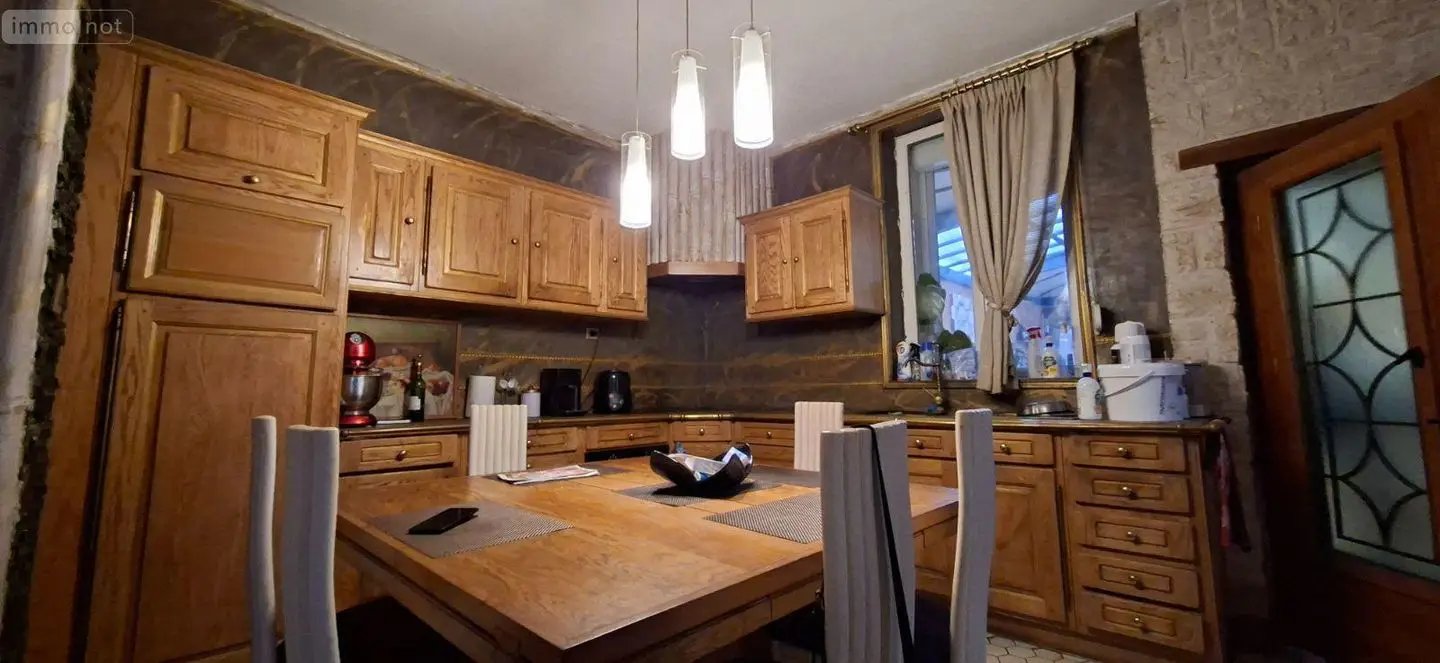 Maison à vendre, 200m², Crécy-sur-Serre