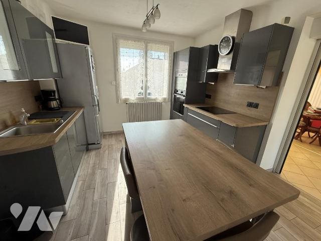 Maison à vendre, 98m², Laval