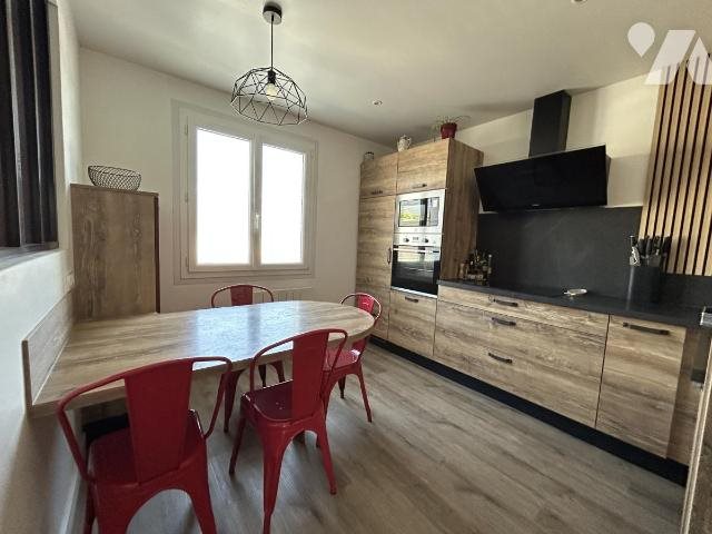 Maison à vendre, 90m², Le Genest-Saint-Isle
