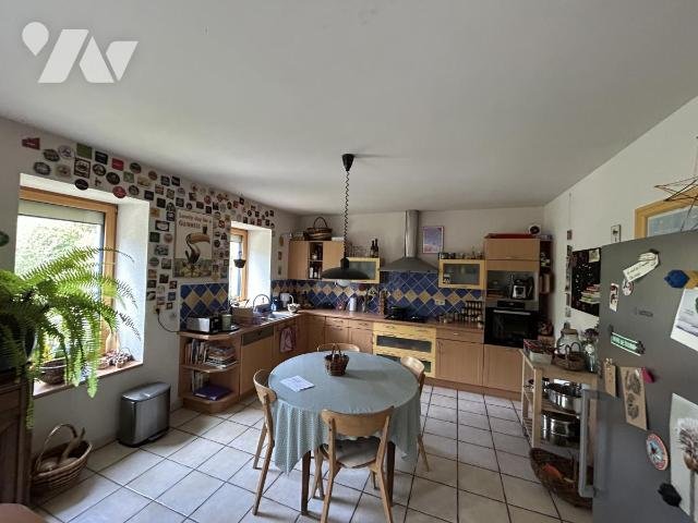 Maison à vendre, 193m², Saint-Jean-sur-Mayenne