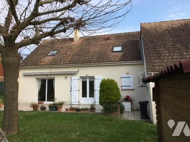 Maison à vendre, 110m², Poillé-sur-Vègre