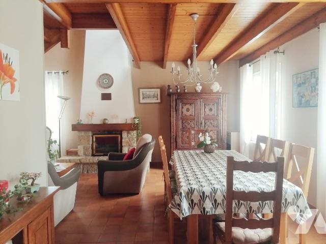Maison à vendre, 186m², Mespaul