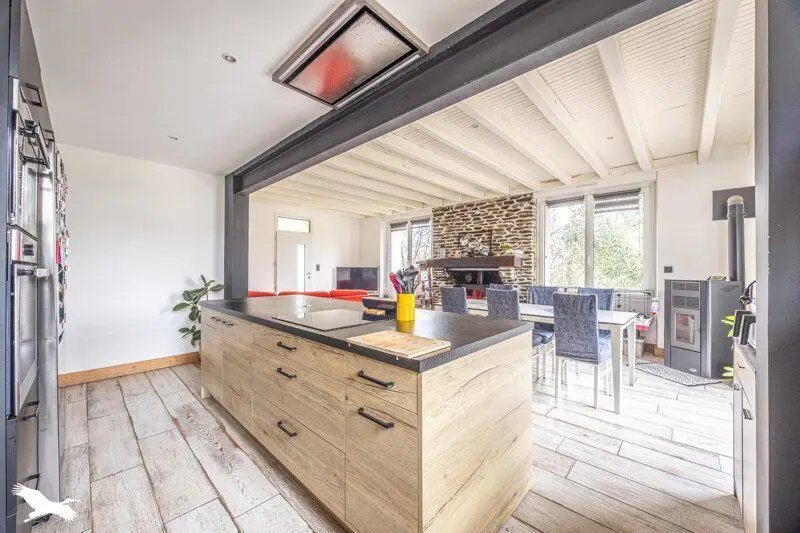 Maison à vendre, 142m², Mervent