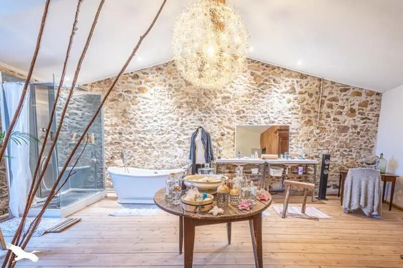 Maison à vendre, 196m², Mervent