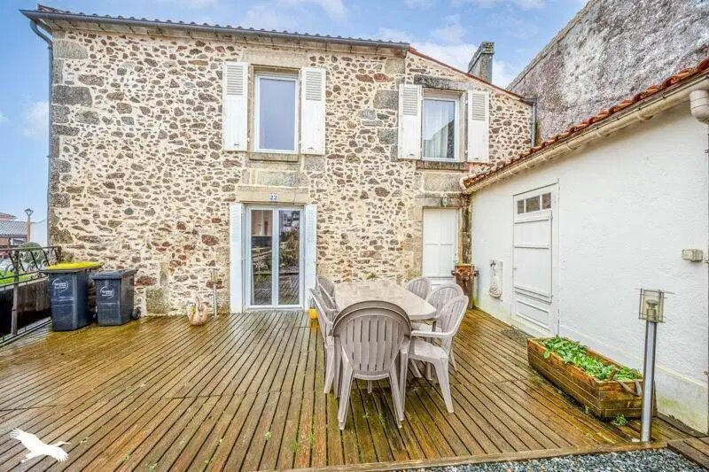 Maison à vendre, 196m², Mervent