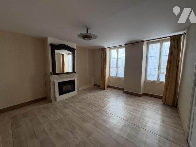 Maison à vendre, 365m², Saint-Maixent-l'École