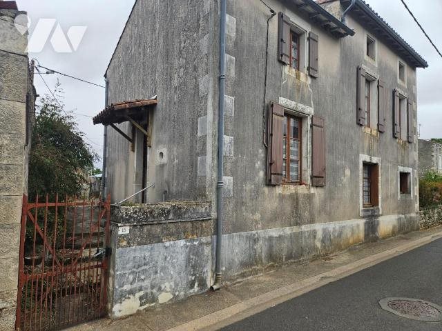 Maison à vendre, 105m², Fressines