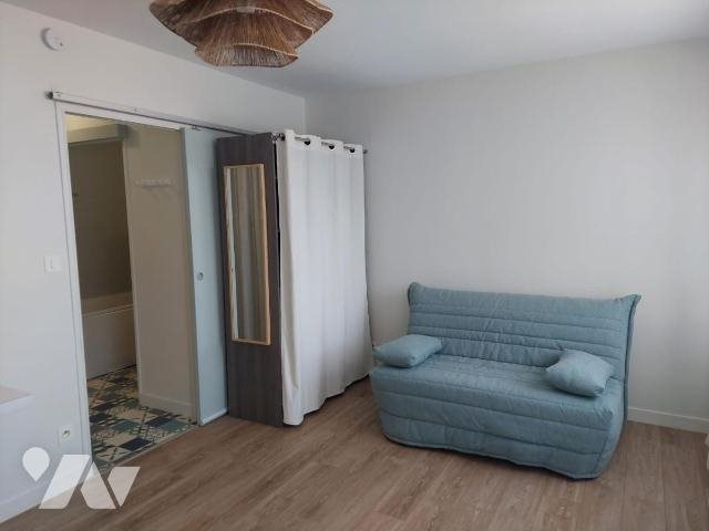 Appartement à louer, 25m², Niort
