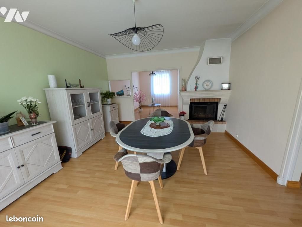 Maison à vendre, 111m², Saint-Genouph