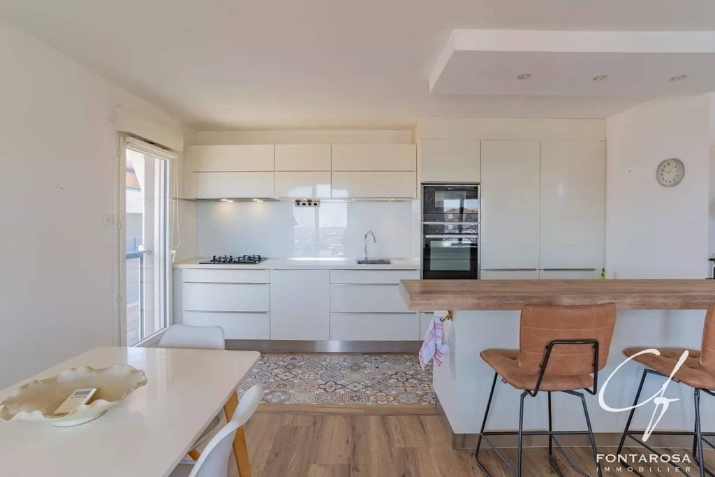 Appartement à vendre, 55m², Fréjus