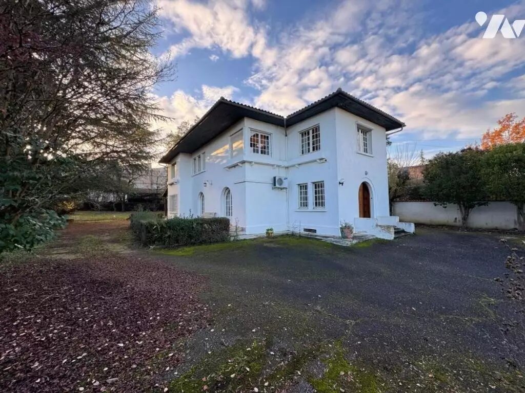 Maison à vendre, 222m², Nérac