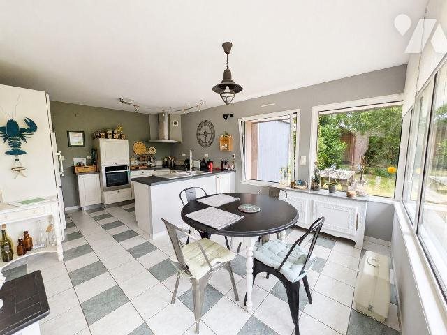 Maison à vendre, 187m², Moëlan-sur-Mer