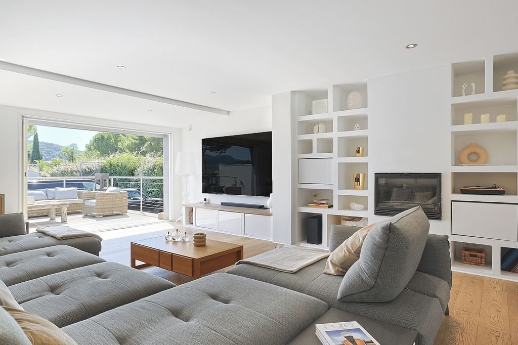 Maison à vendre, 187m², La Crau