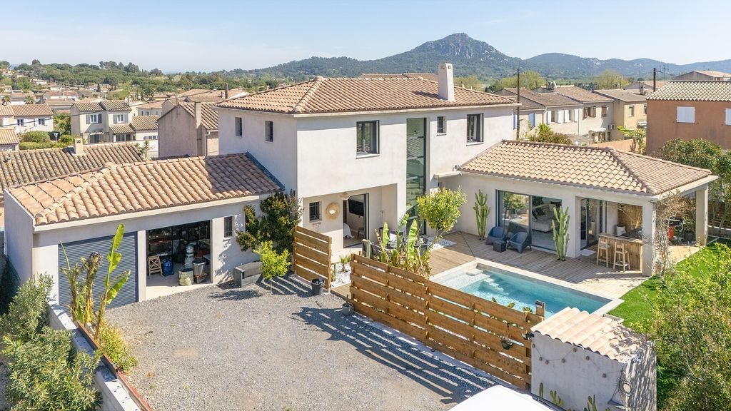 Maison à vendre, 152m², La Crau