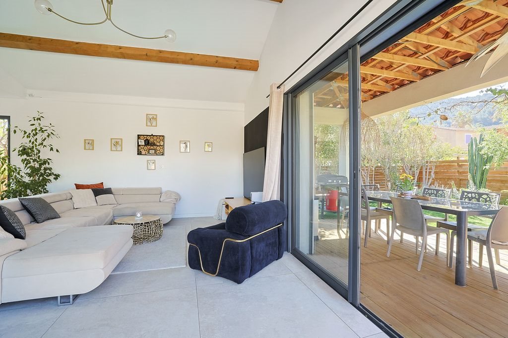 Maison à vendre, 152m², La Crau