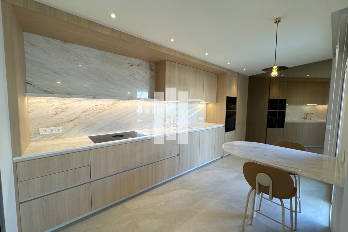 Appartement à vendre, 87m², Saint-Raphaël