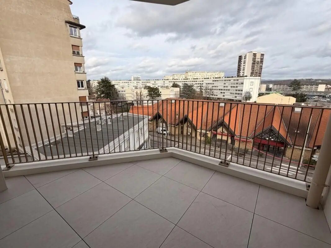 Appartement à louer, 66m², Roanne