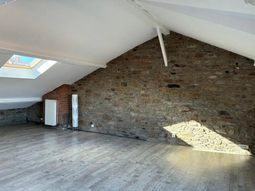 Appartement à louer, 82m², Saint-Etienne