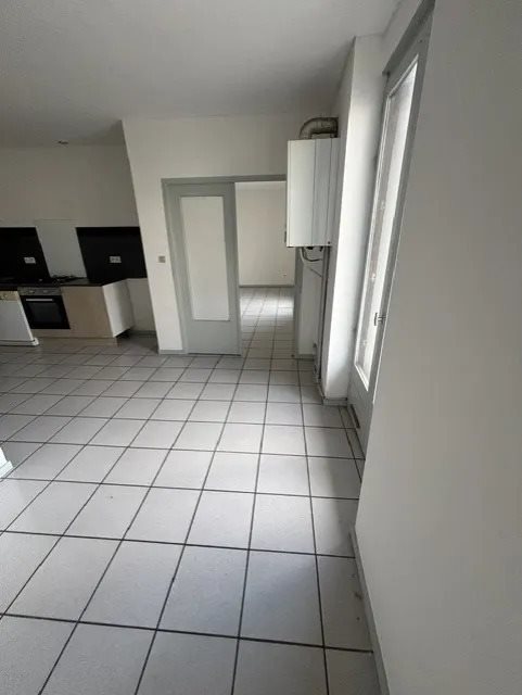 Appartement à louer, 90m², Le Chambon-Feugerolles