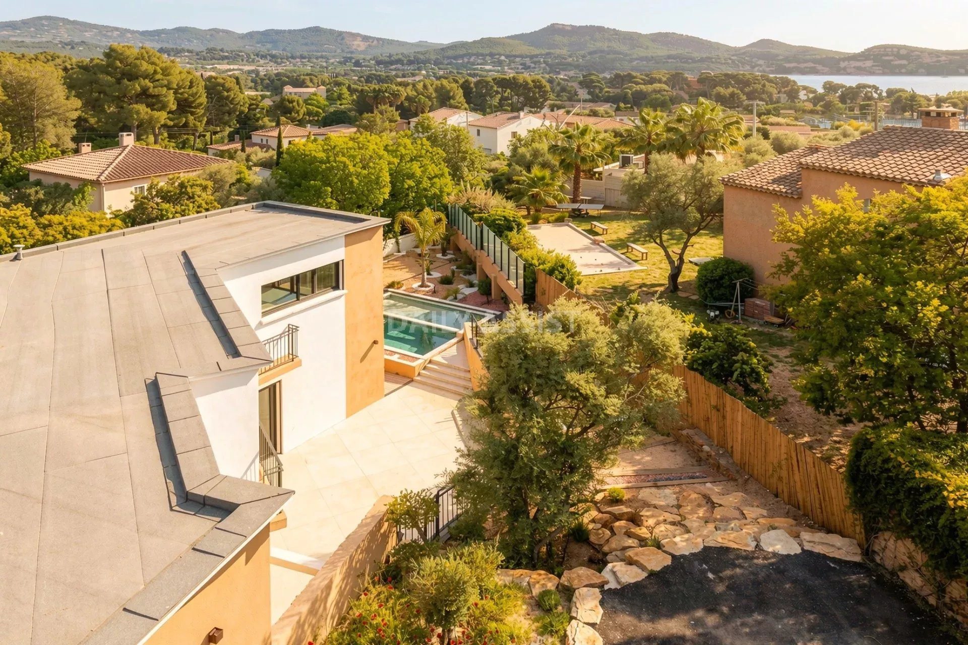 Maison à vendre, 204m², Saint-Cyr-sur-Mer