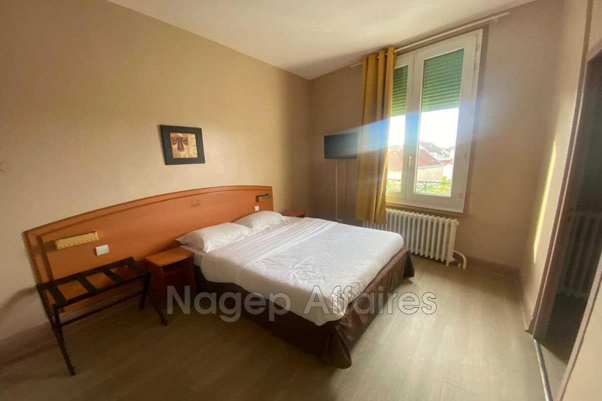 Appartement à vendre, 832m², Varennes-sur-Allier