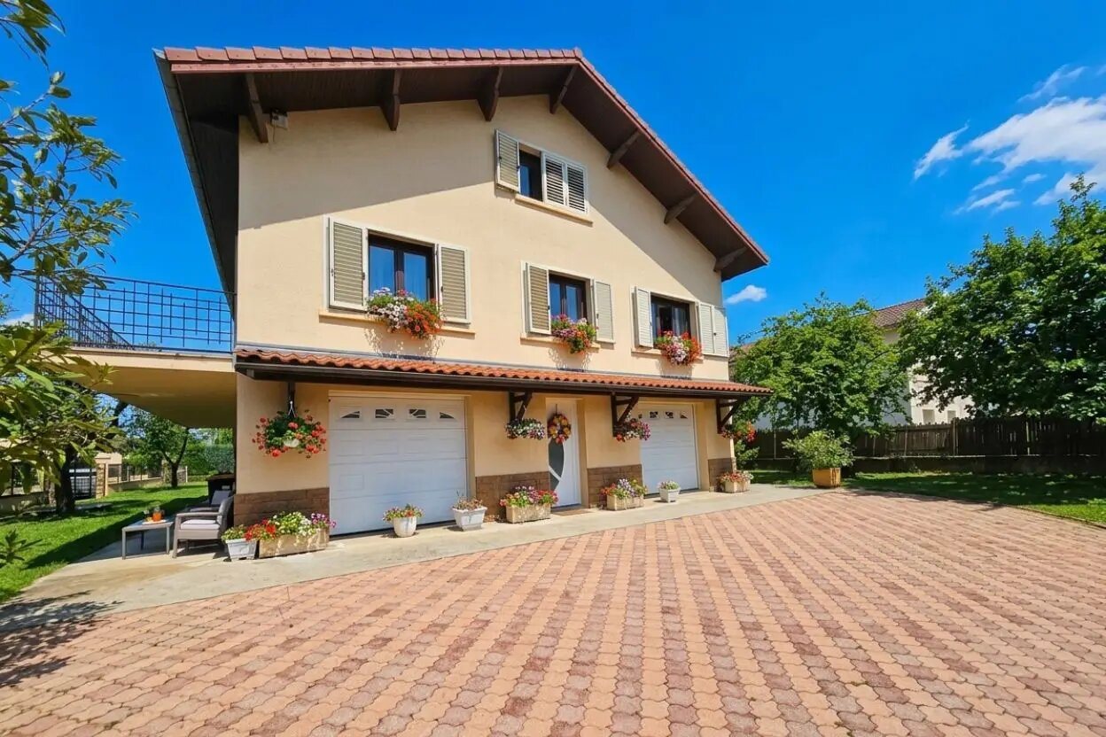 Maison à vendre, 153m², Mions