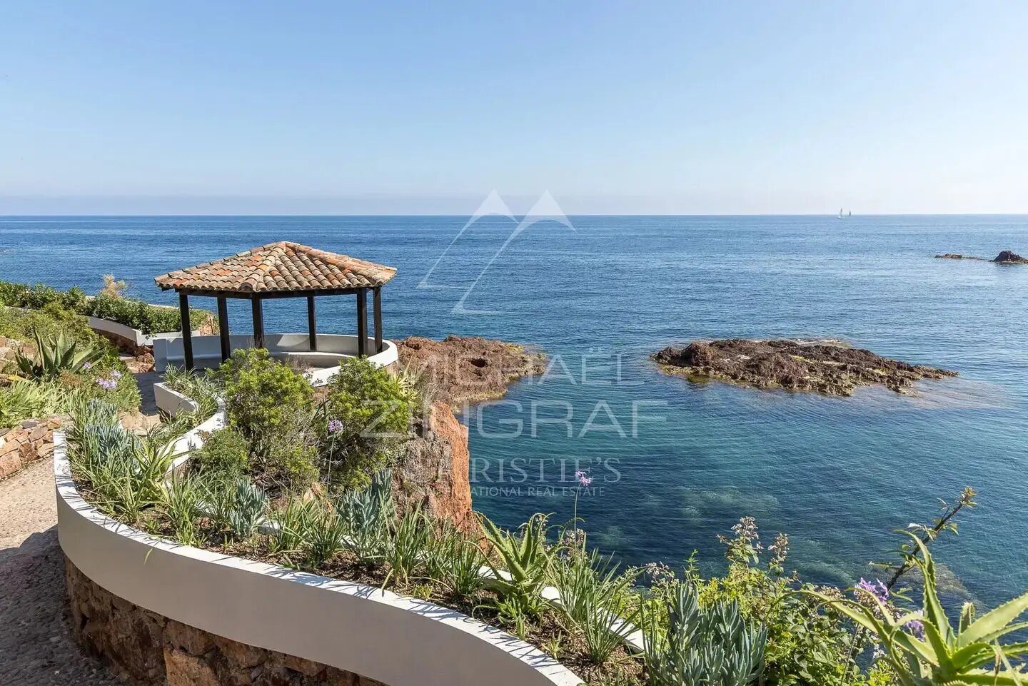 Maison à vendre, 380m², Saint-Raphaël