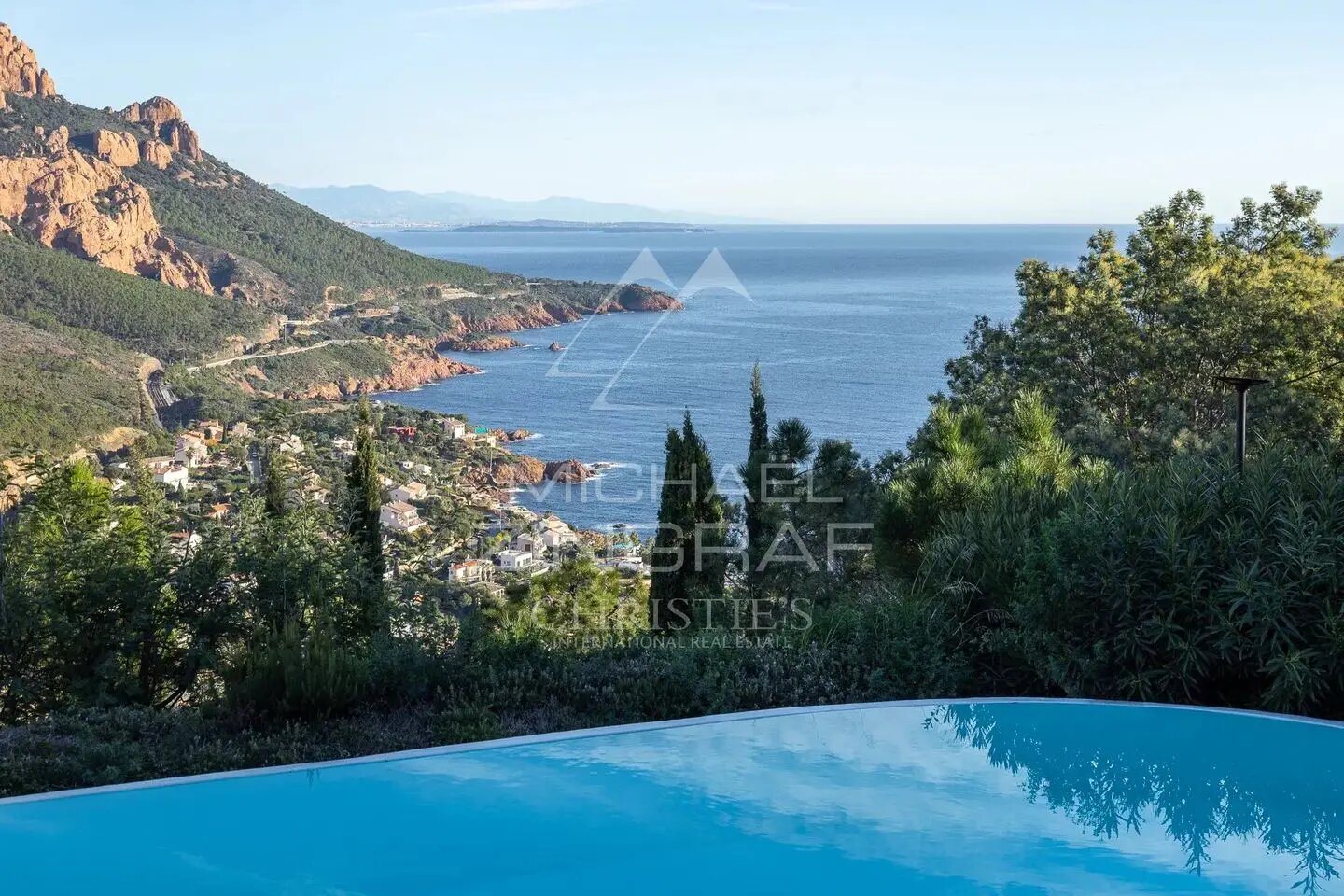 Maison à vendre, 282m², Saint-Raphaël