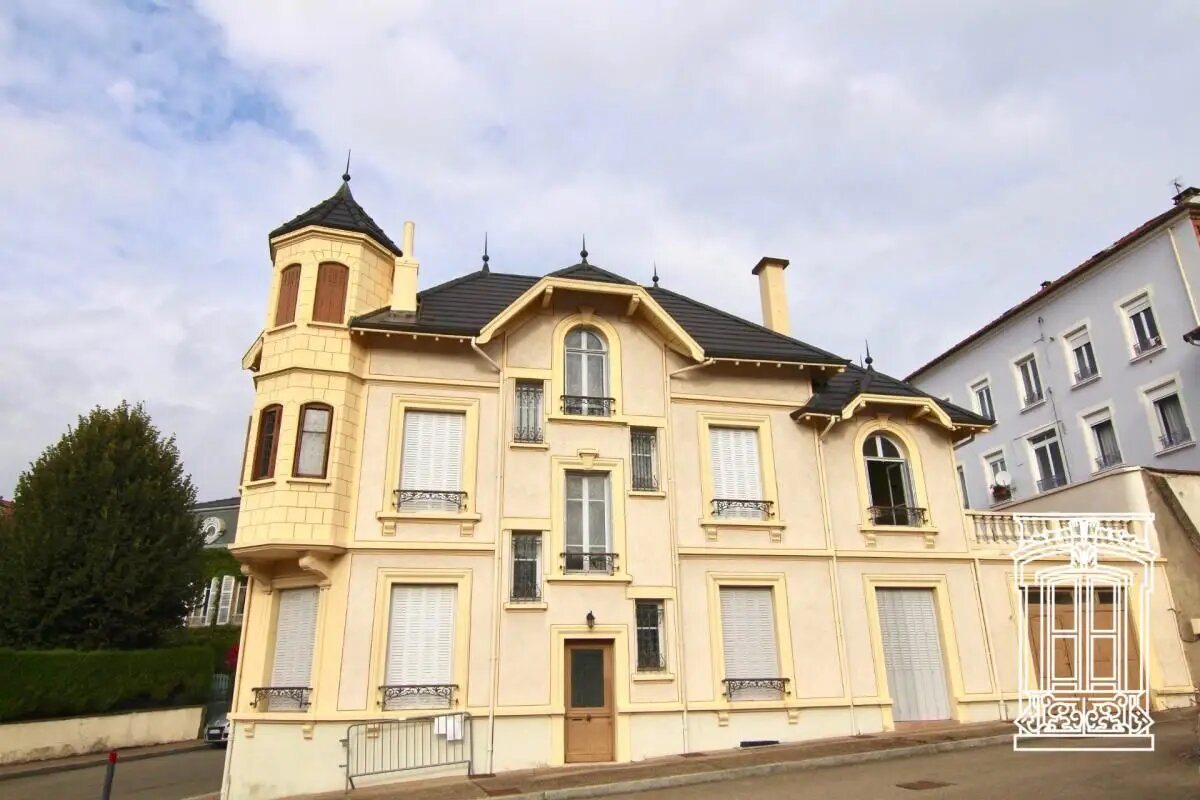 Maison à vendre, 300m², Cours-la-Ville
