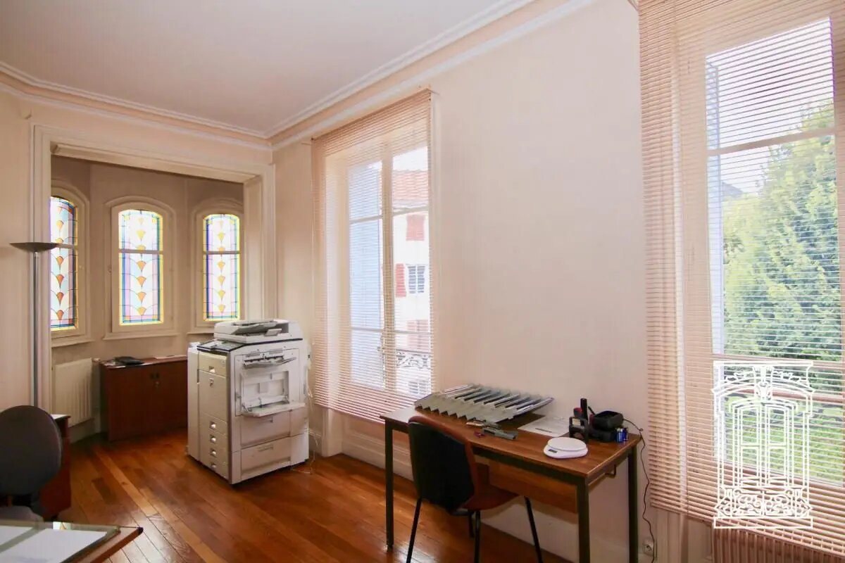 Maison à vendre, 300m², Cours-la-Ville