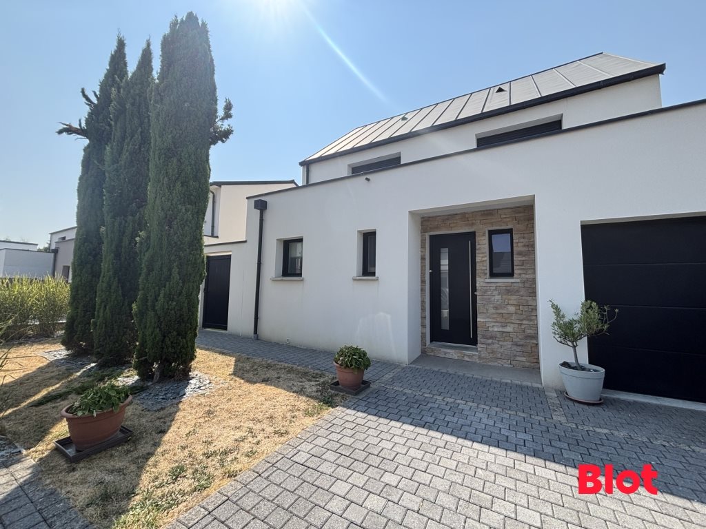 Maison à vendre, 123m², Chantepie