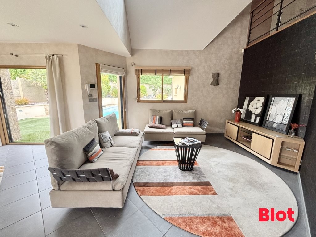 Maison à vendre, 228m², Domloup