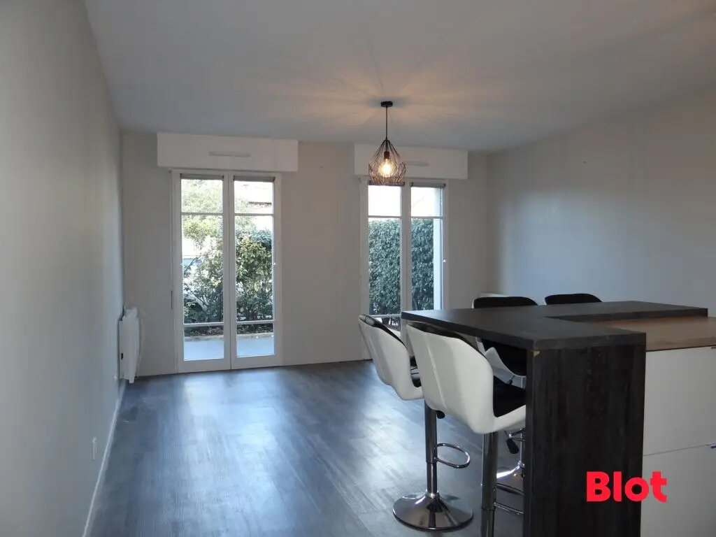 Appartement à louer, 62m², Bréal-sous-Montfort