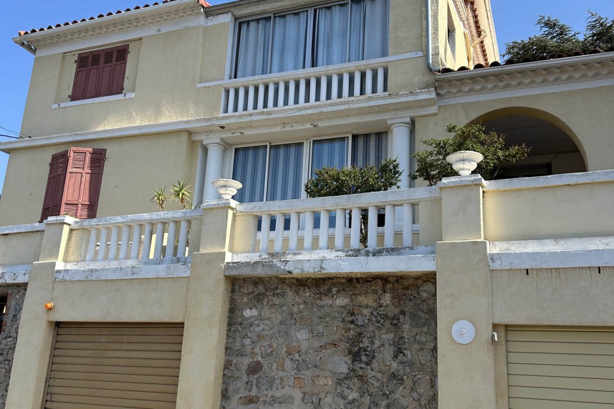 Appartement à louer, 79m², Toulon