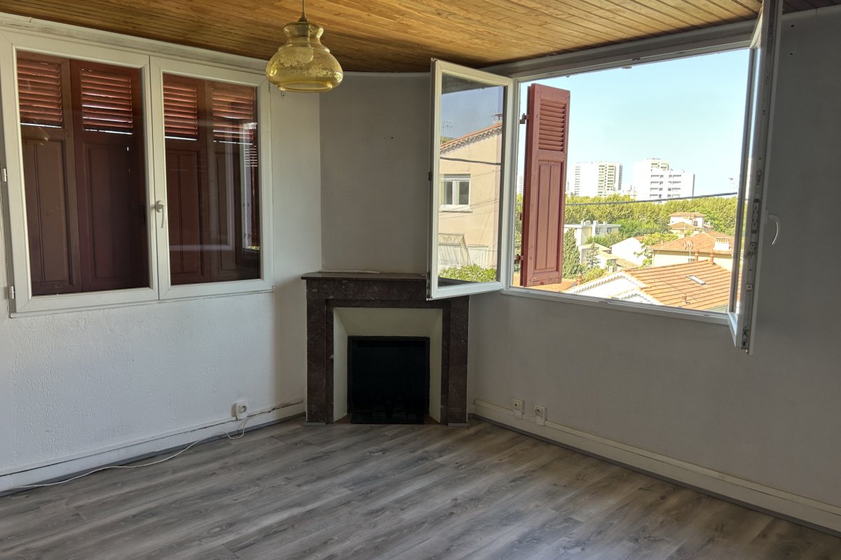 Appartement à louer, 79m², Toulon