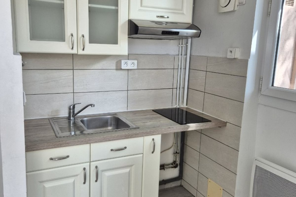 Appartement à louer, 20m², Toulon