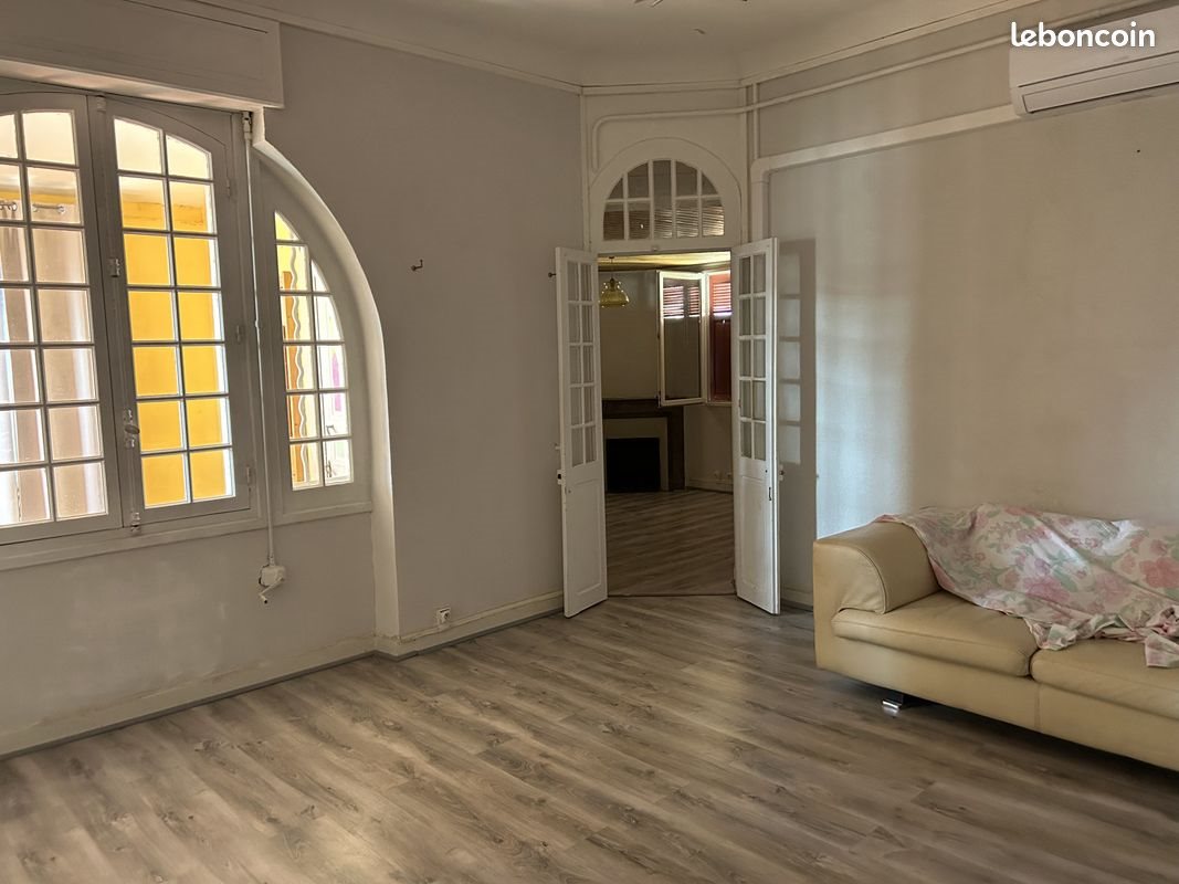 Appartement à louer, 79m², Toulon