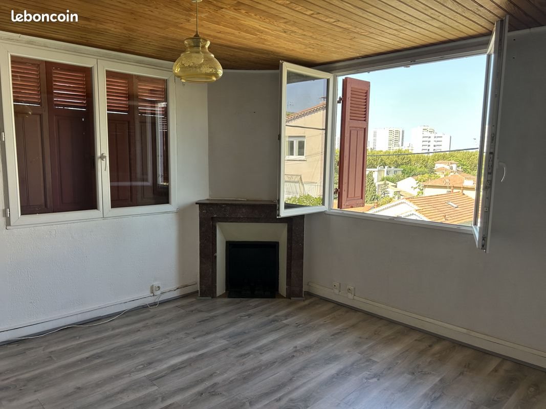 Appartement à louer, 79m², Toulon