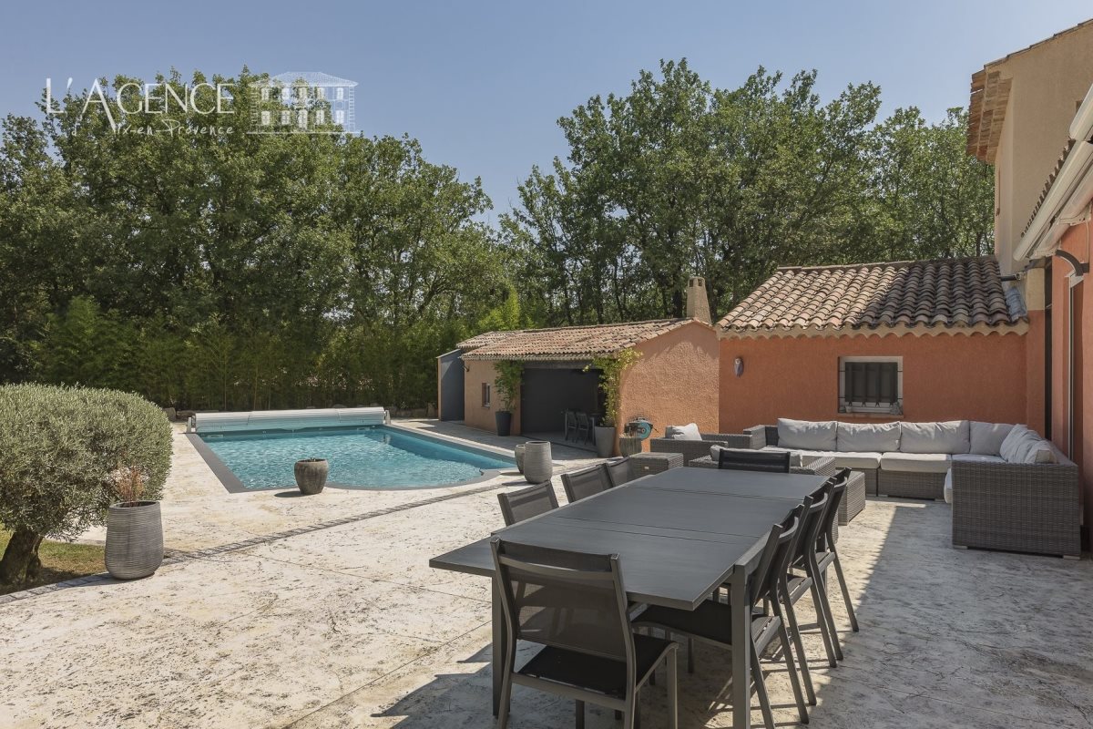 Maison à vendre, 208m², Peynier