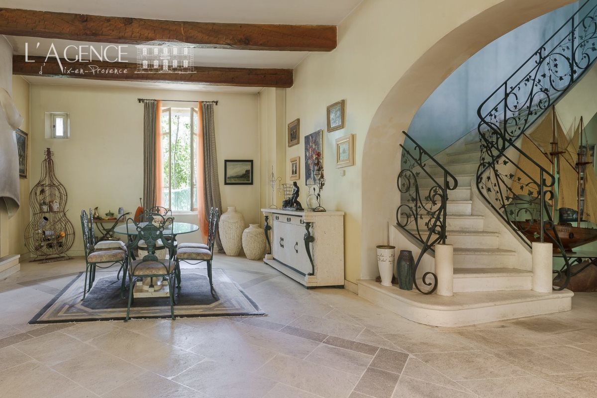 Maison à vendre, 313m², Aix-en-Provence