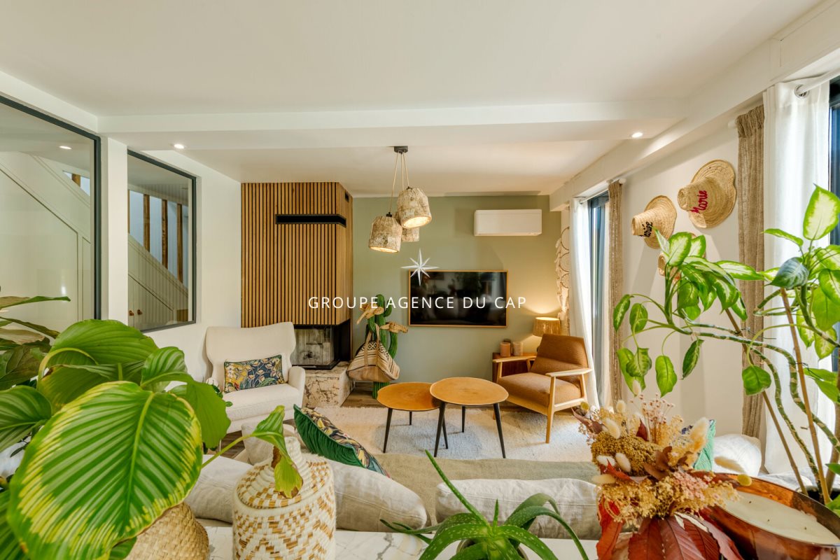 Maison à vendre, 160m², Saint-Raphaël