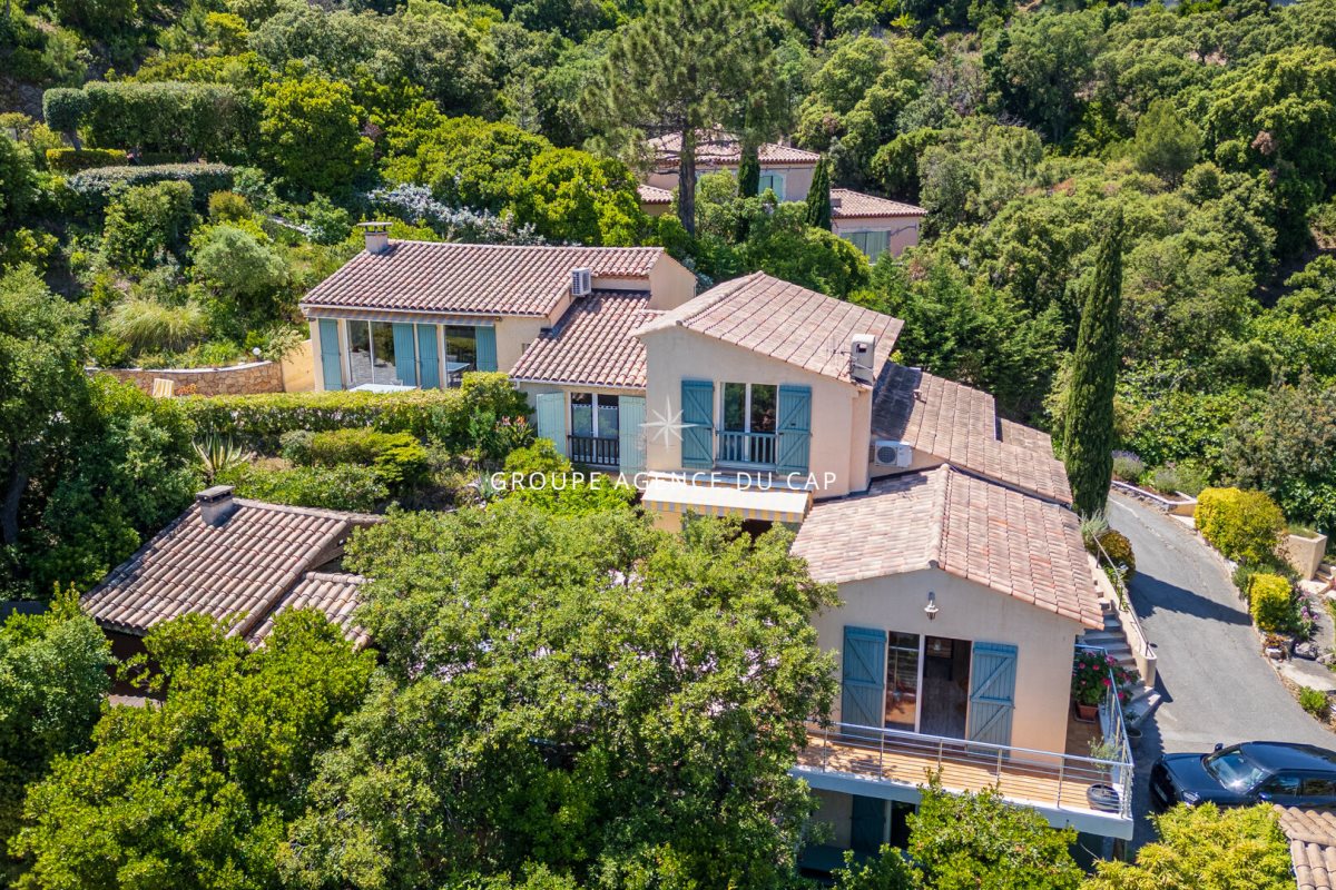 Maison à vendre, 265m², Roquebrune-sur-Argens