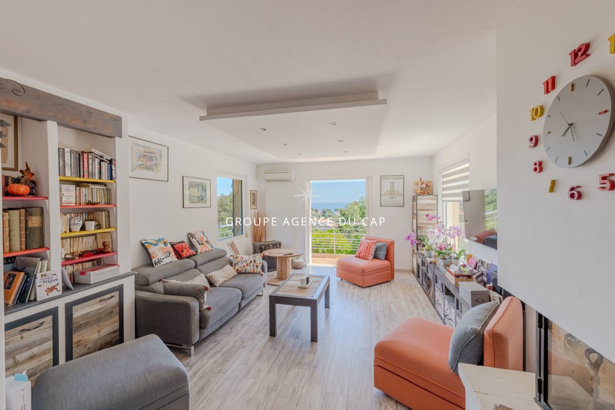 Maison à vendre, 265m², Roquebrune-sur-Argens