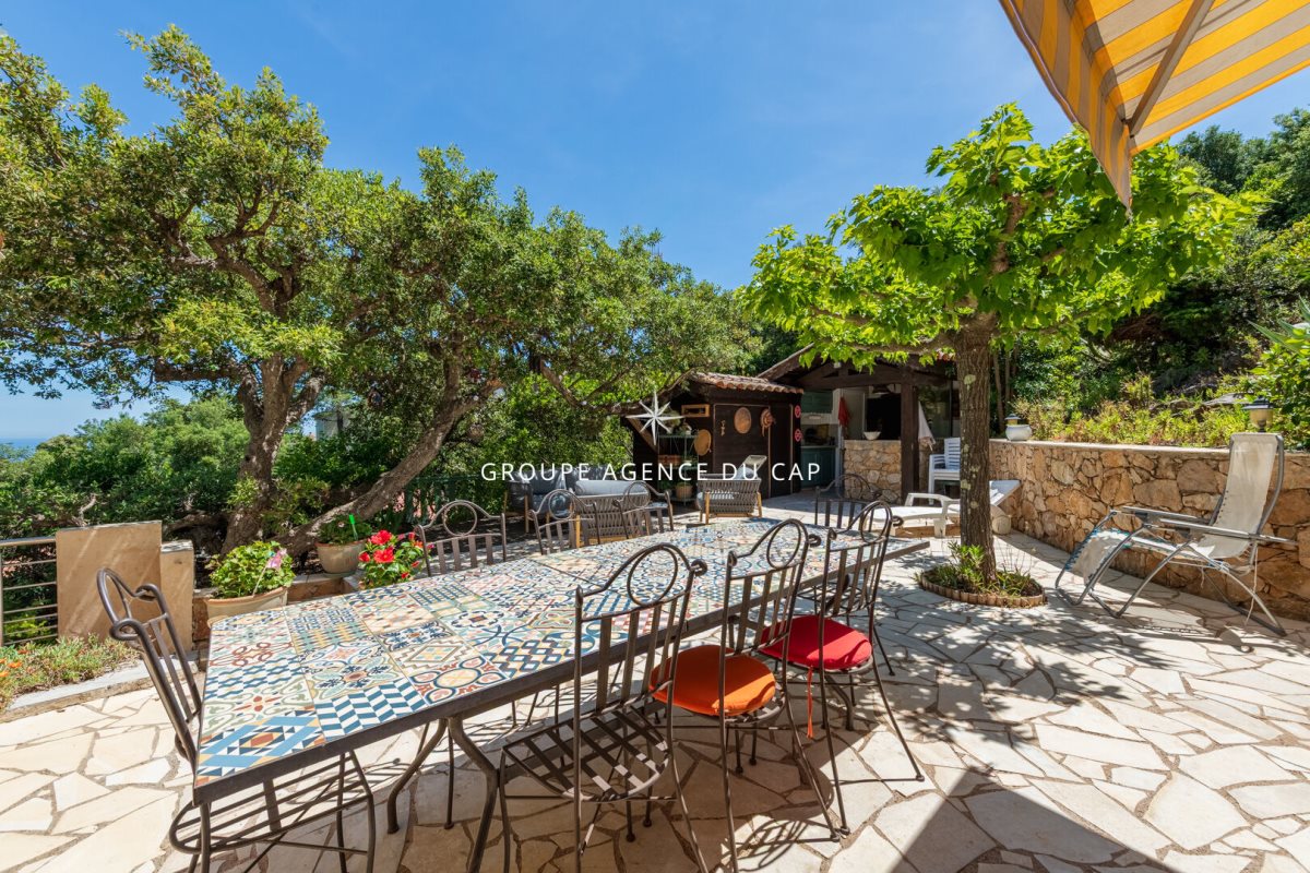 Maison à vendre, 265m², Roquebrune-sur-Argens