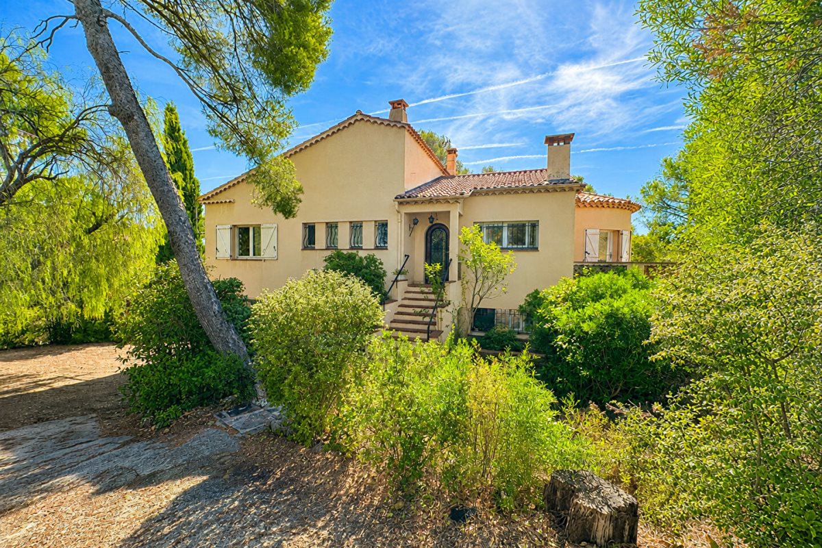 Maison à vendre, 160m², Saint-Raphaël